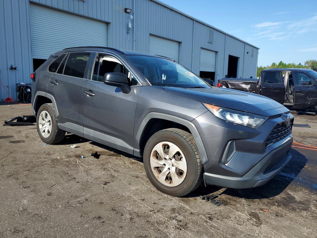 2019 TOYOTA RAV4 LE — снимка 4