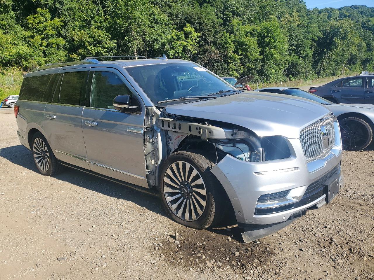 2021 LINCOLN NAVIGATOR L RESERVE — снимка 4