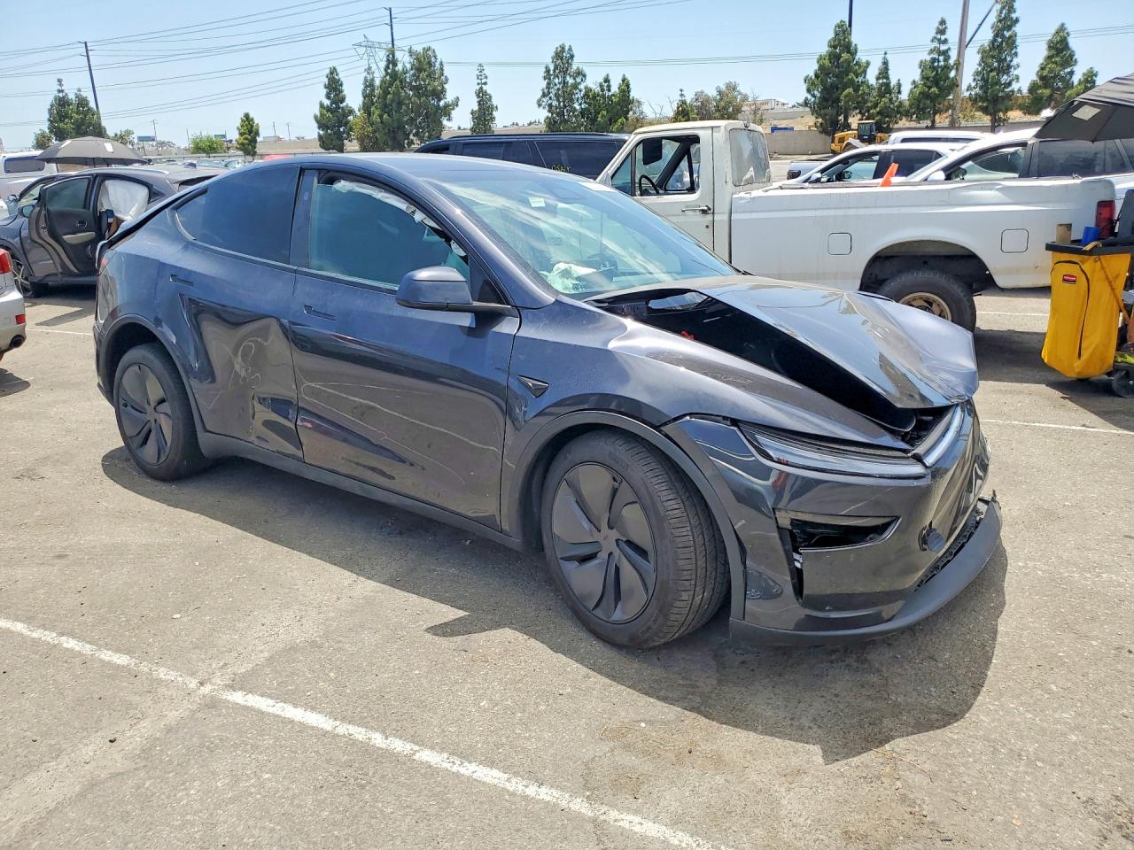 2026 TESLA MODEL Y — снимка 4