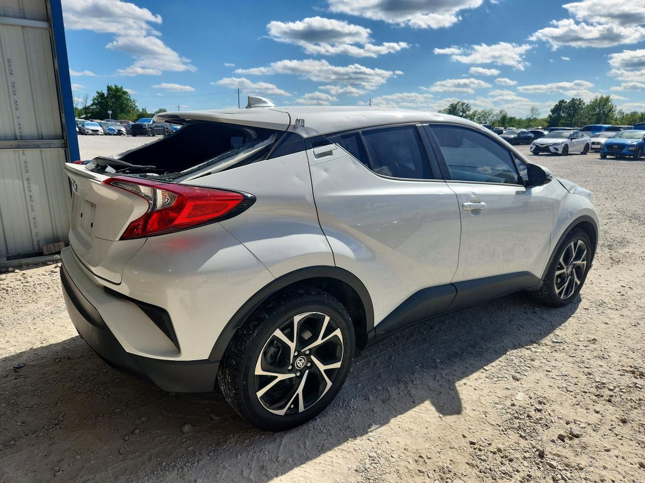 2020 TOYOTA C-HR XLE — снимка 3