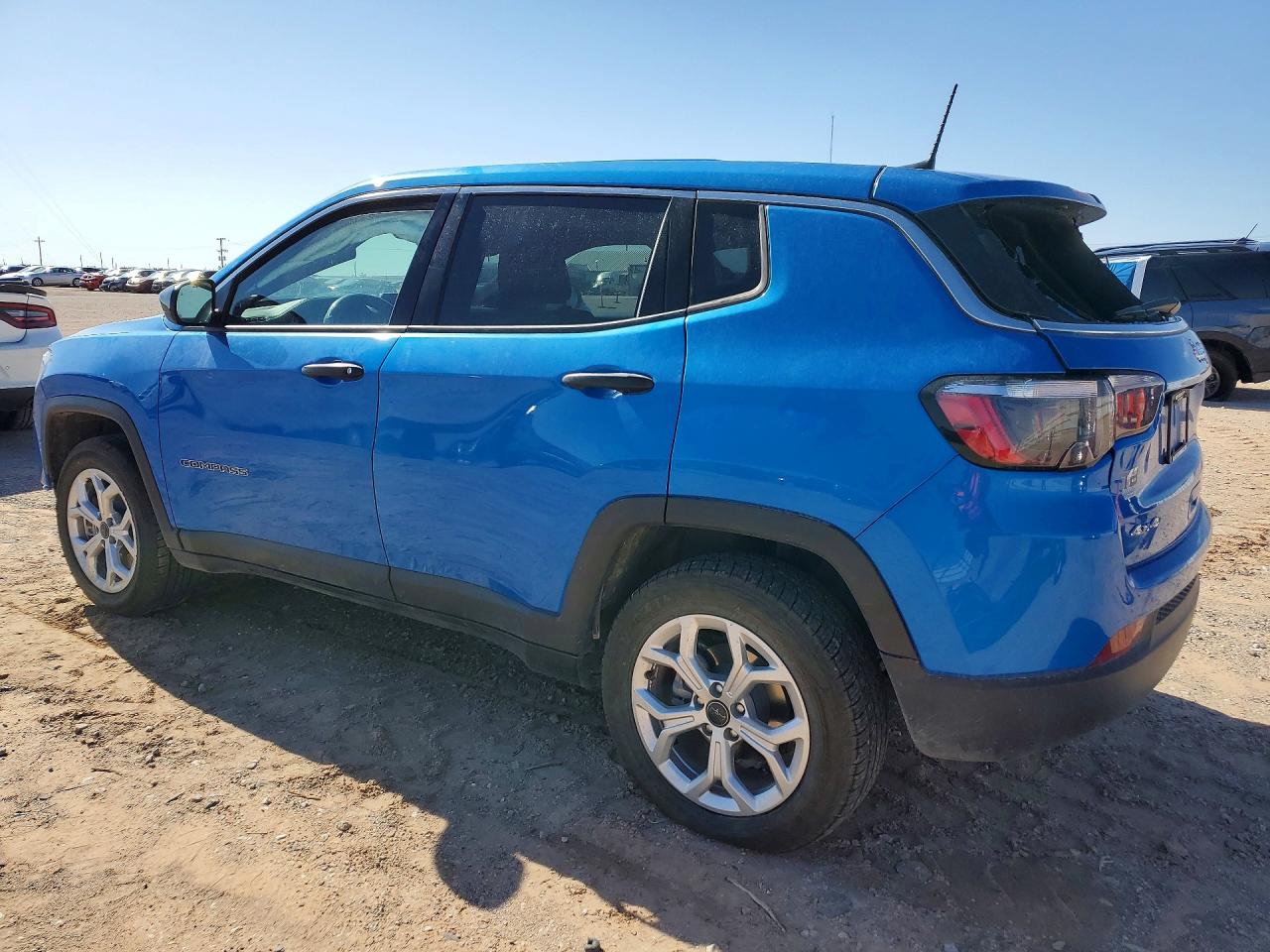 2025 JEEP COMPASS SPORT — снимка 2