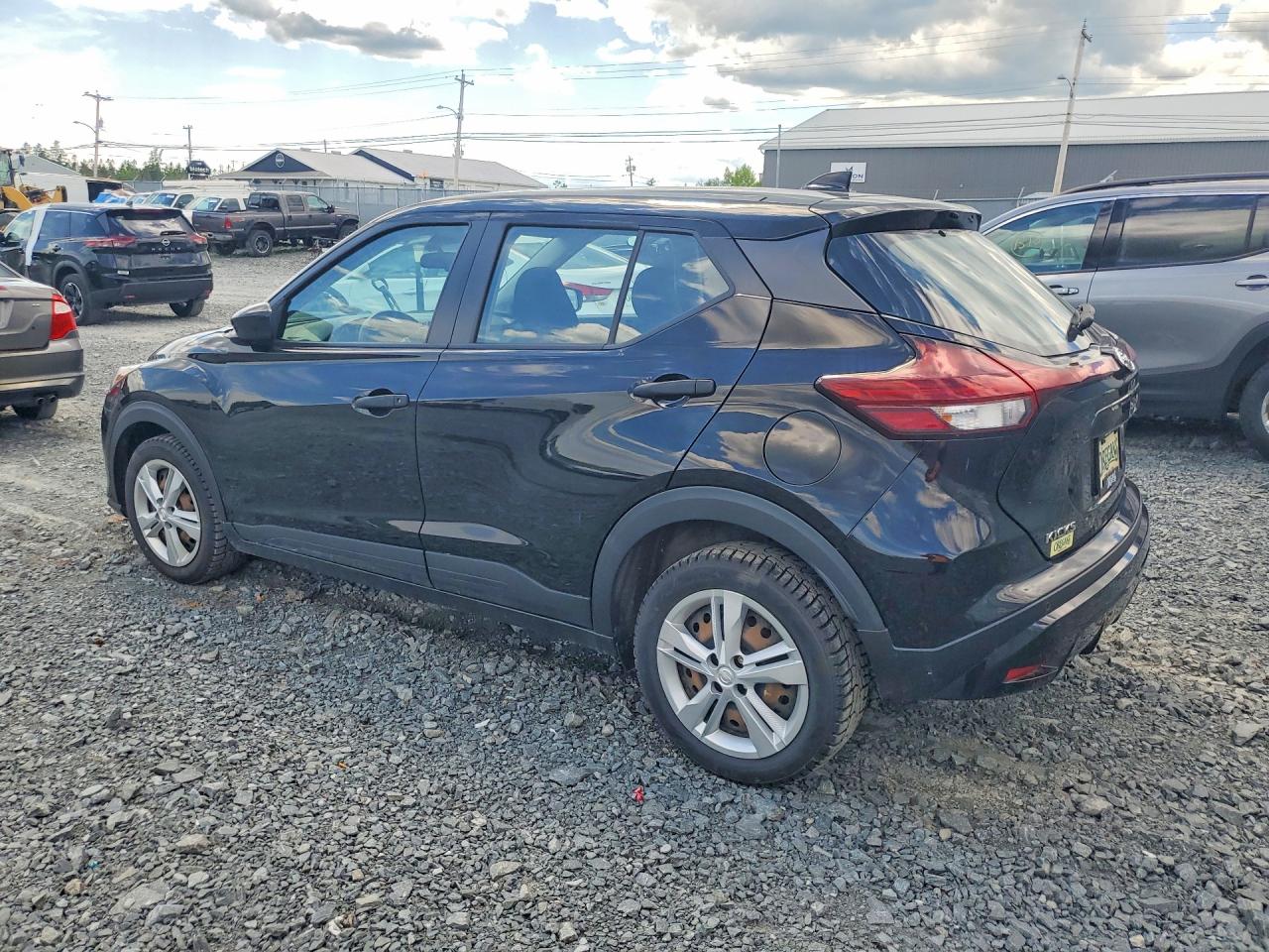 2021 NISSAN KICKS S — снимка 2