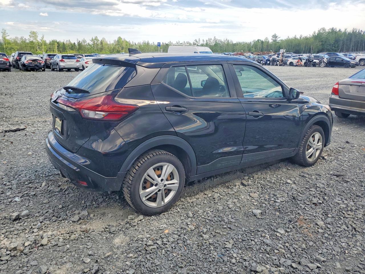 2021 NISSAN KICKS S — снимка 3