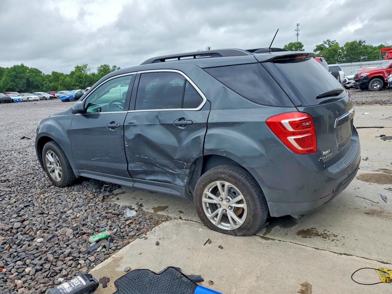 2017 CHEVROLET EQUINOX LT — снимка 2