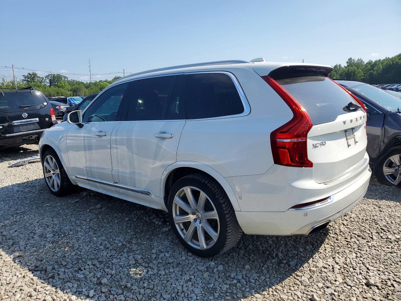 2017 VOLVO XC90 T6 — снимка 2