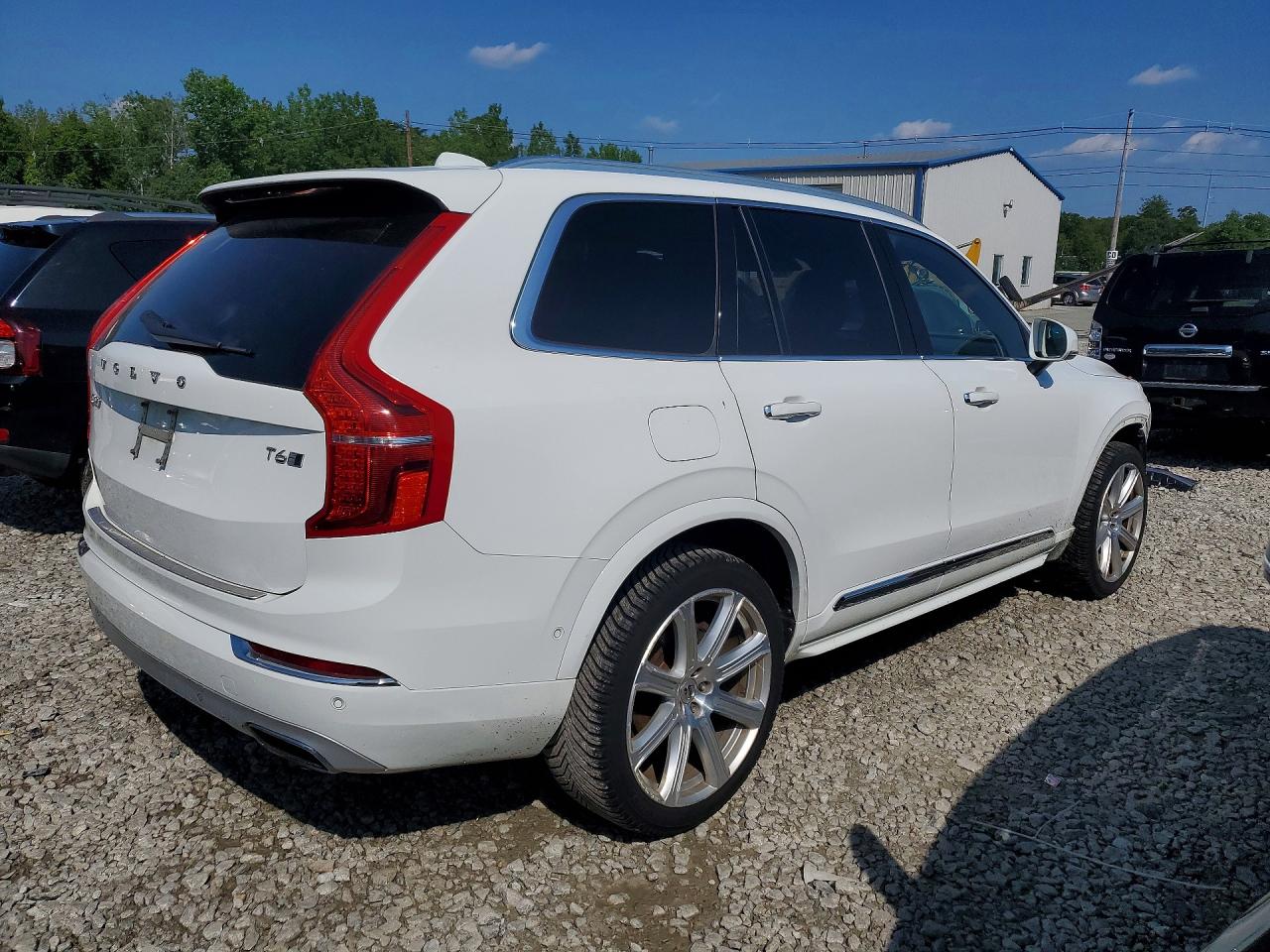 2017 VOLVO XC90 T6 — снимка 3