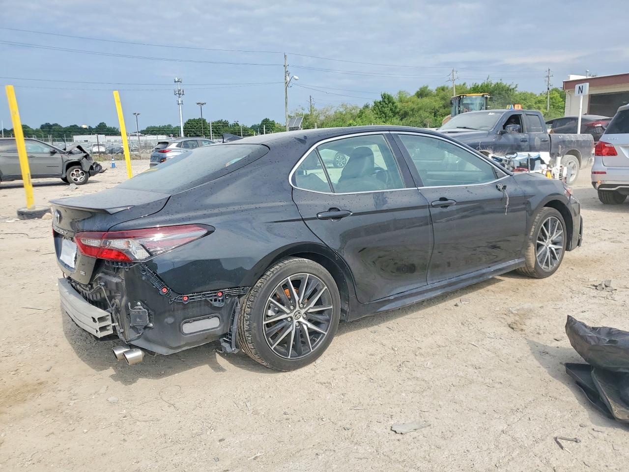 2021 TOYOTA CAMRY SE — снимка 3