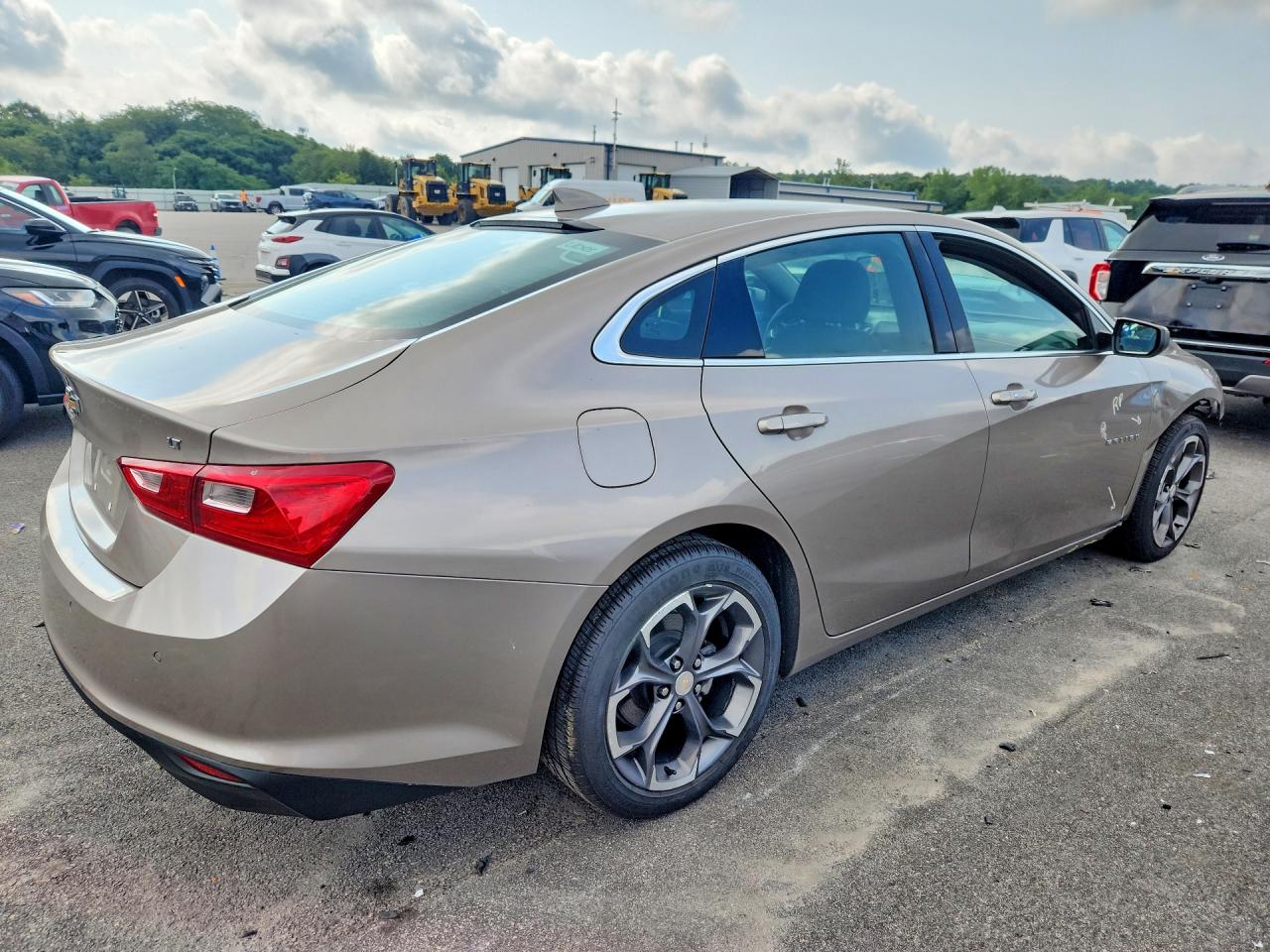 2023 CHEVROLET MALIBU LT — снимка 3