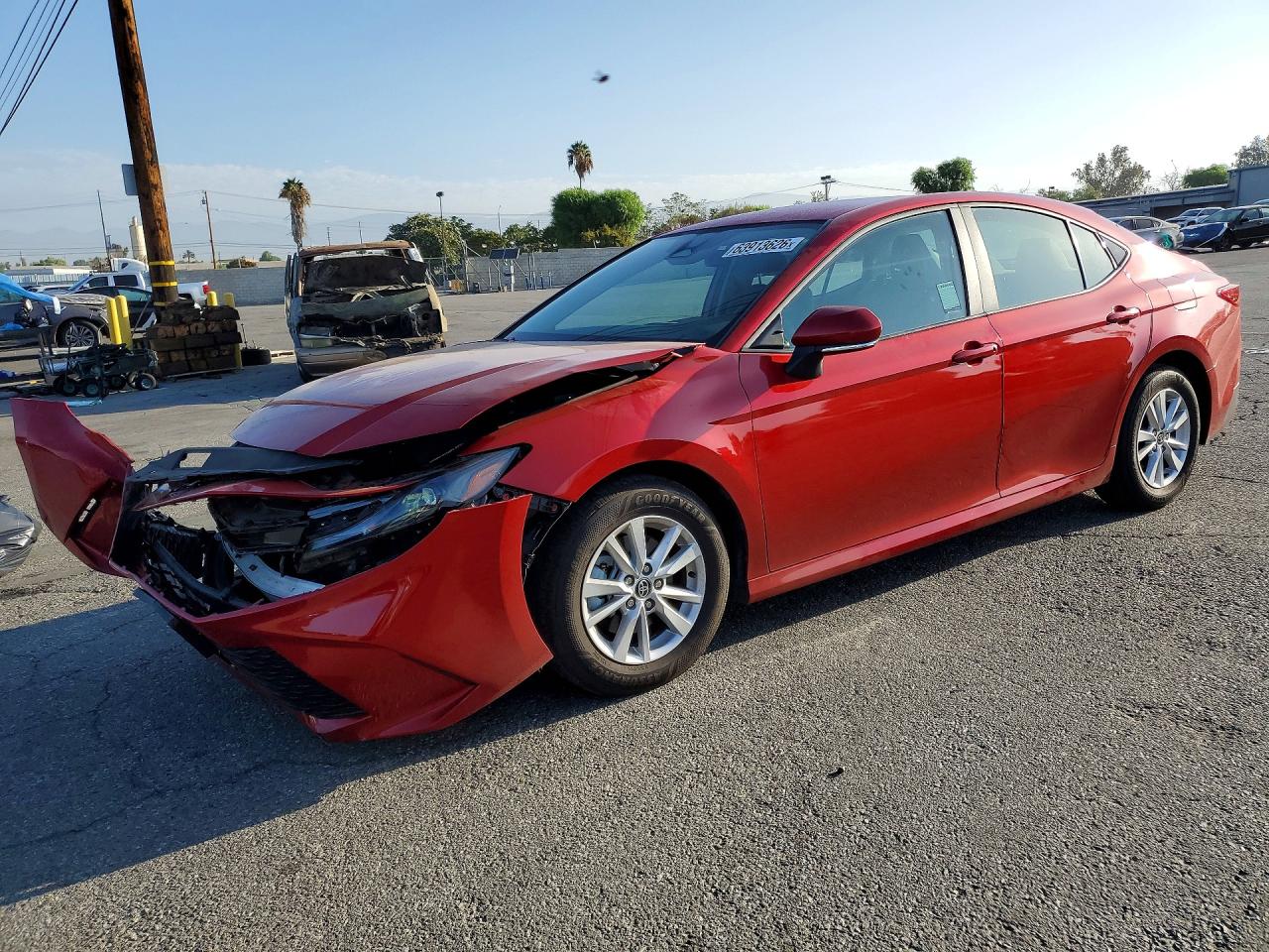 2025 TOYOTA CAMRY LE