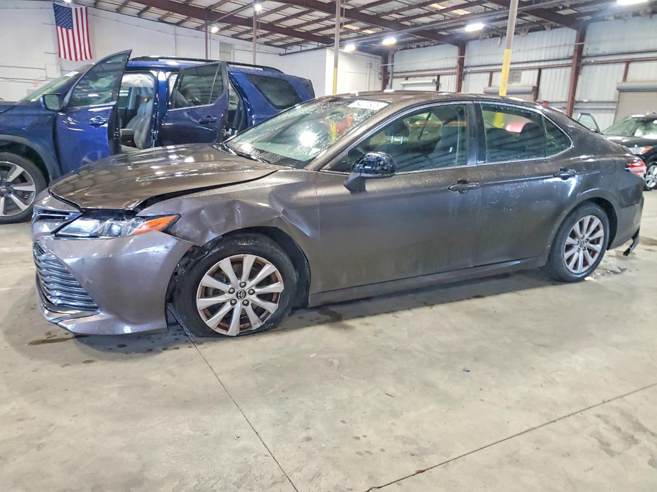 2018 TOYOTA CAMRY LE