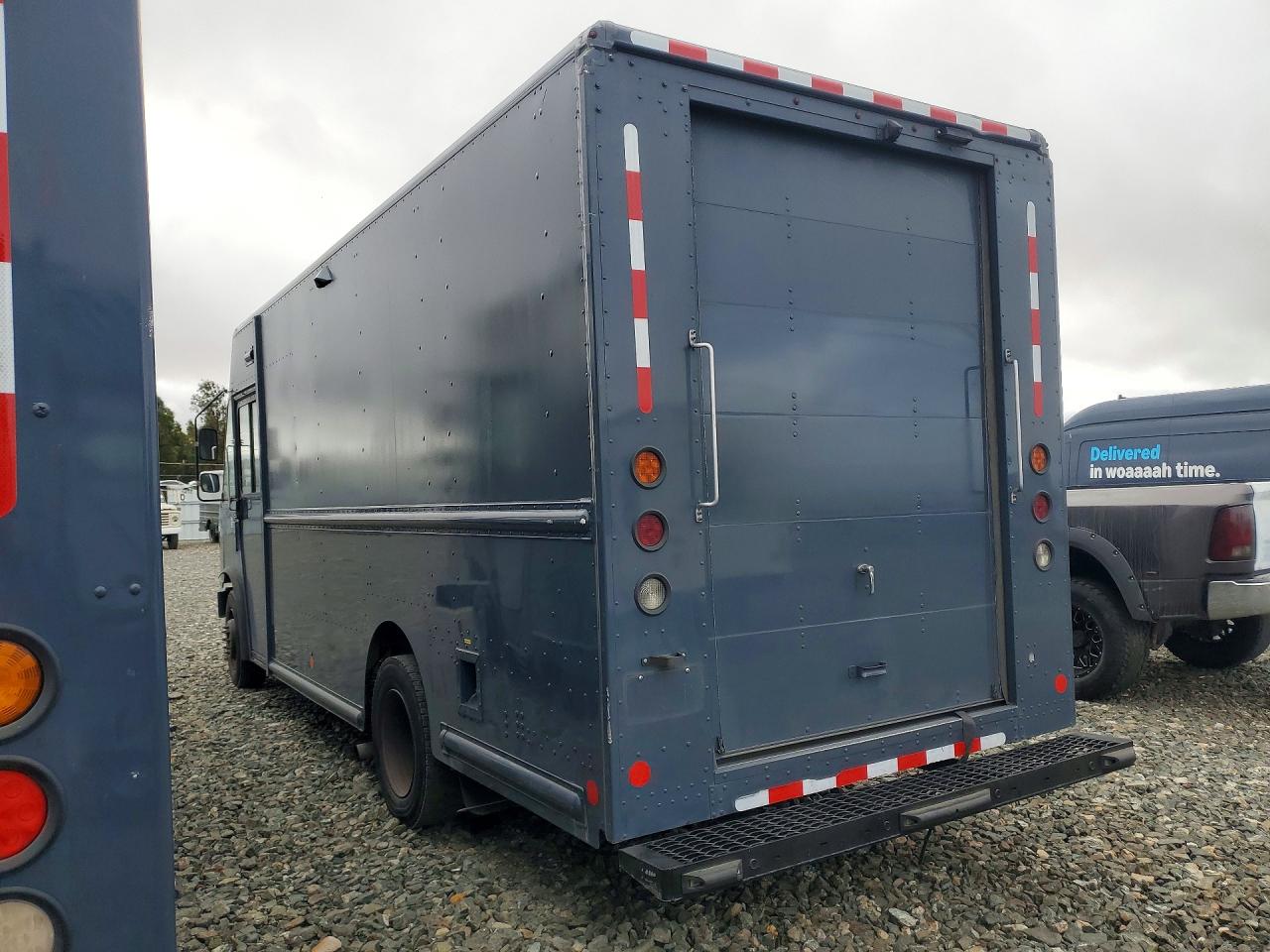 2020 FORD F59 — снимка 2