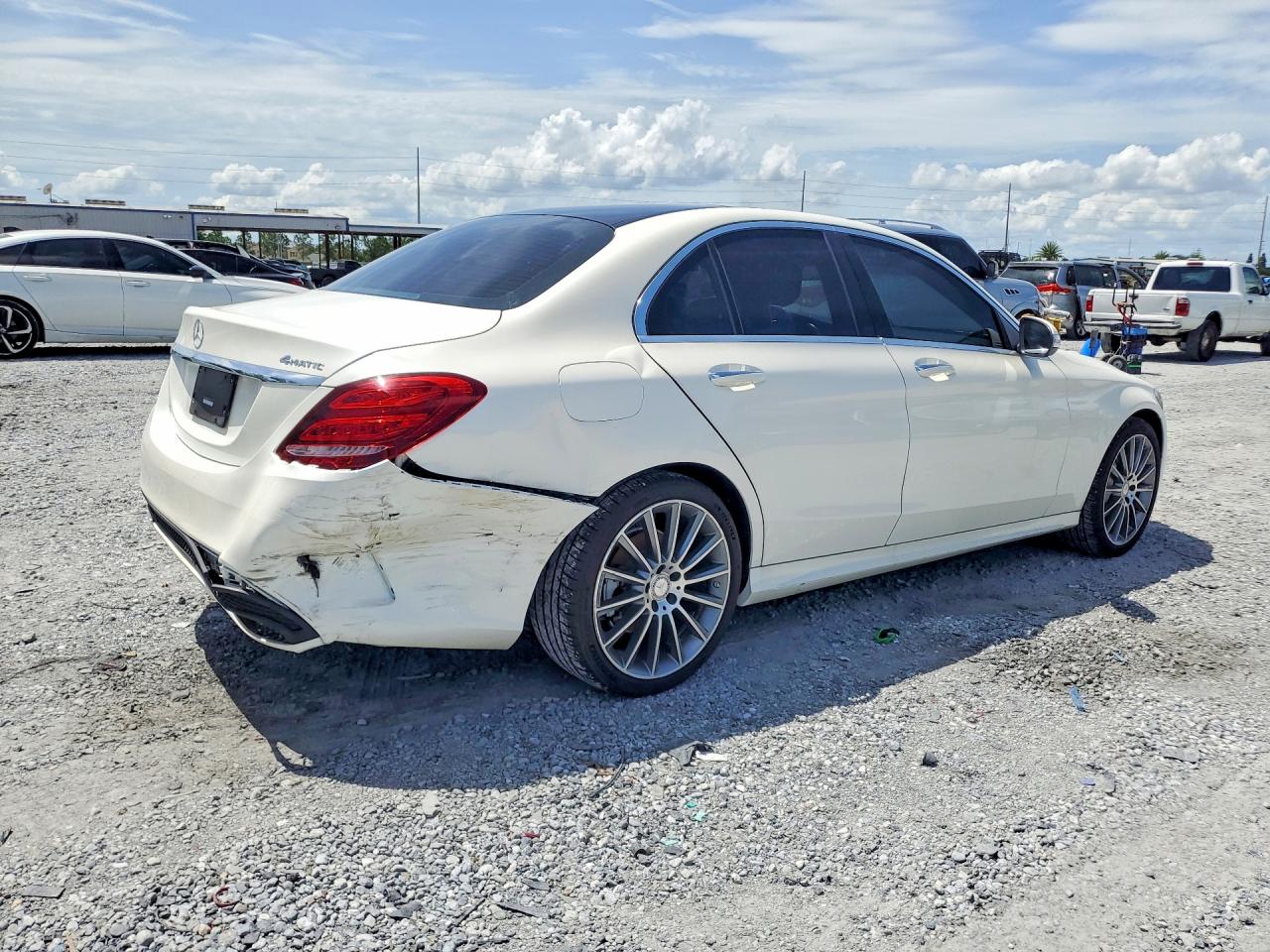 2015 MERCEDES-BENZ C 300 4MATIC — снимка 3