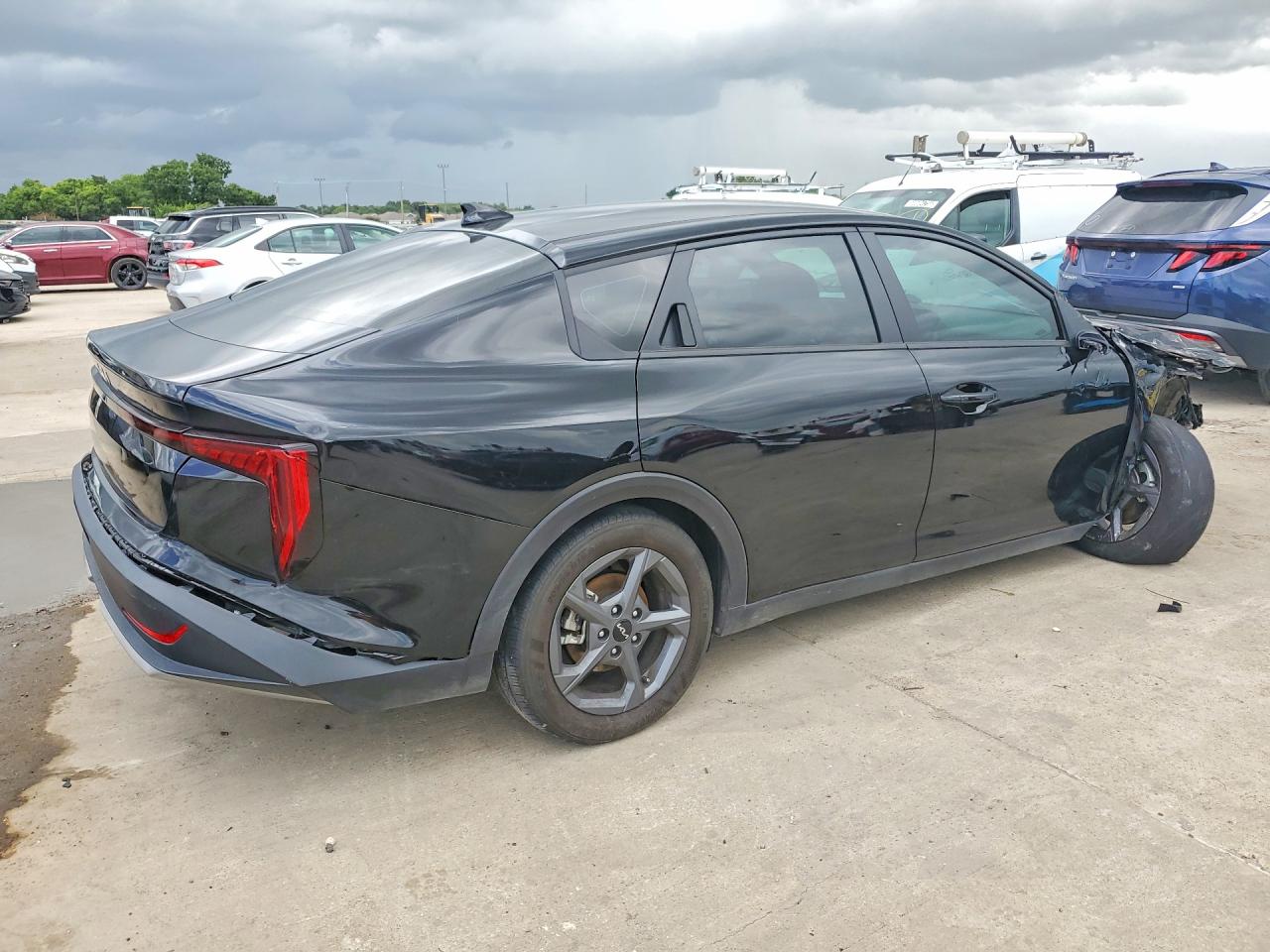 2025 KIA K4 LXS — снимка 3