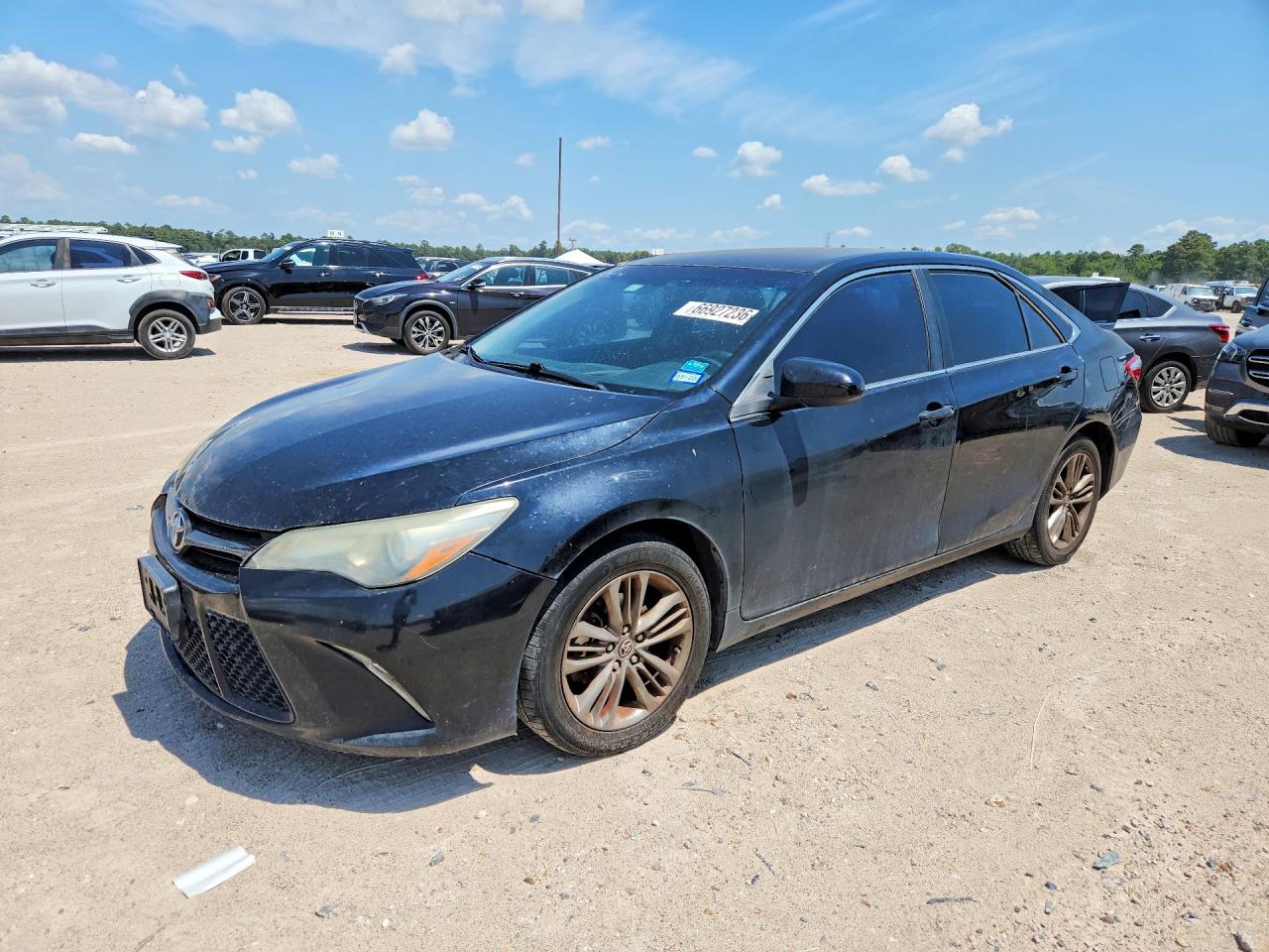 2016 TOYOTA CAMRY SE