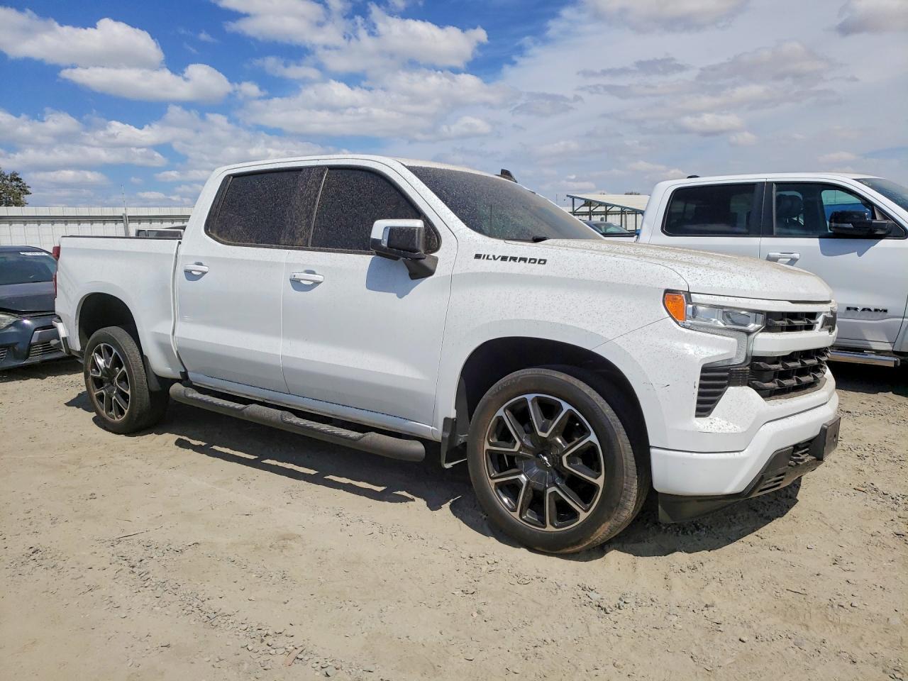 2022 CHEVROLET SILVERADO C1500 RST — снимка 4