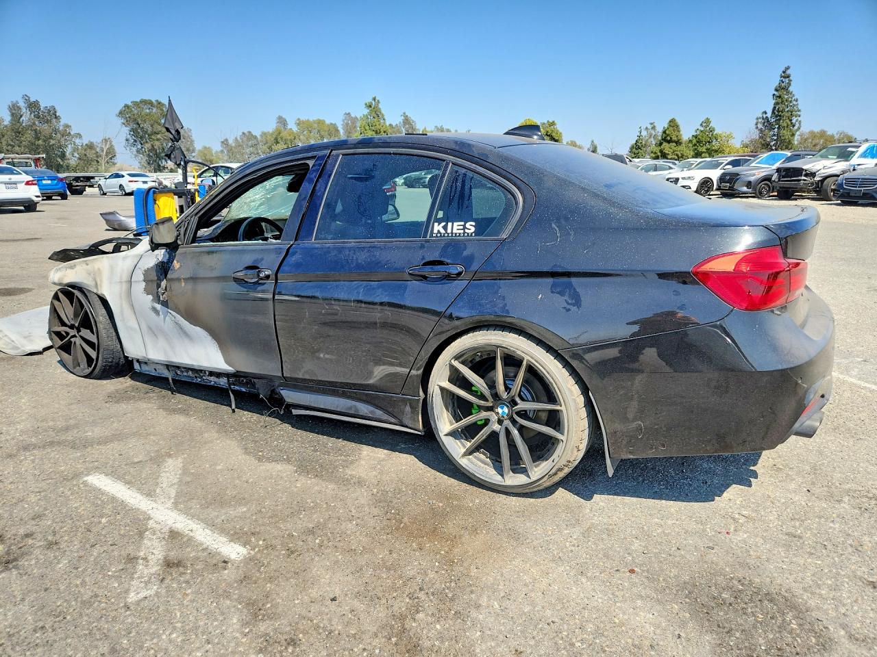 2017 BMW 330 I — снимка 2