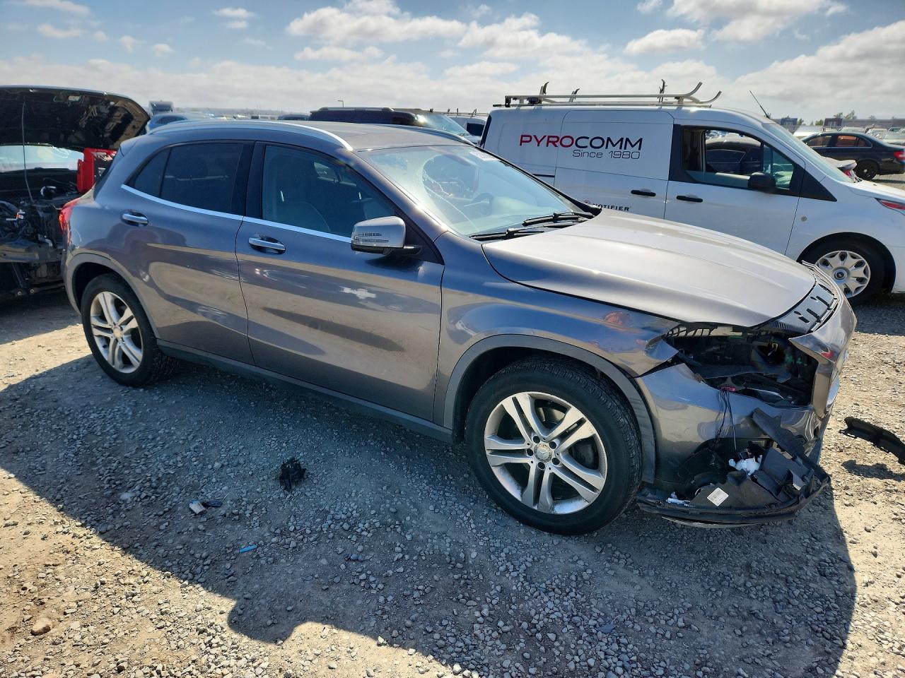 2016 MERCEDES-BENZ GLA 250 4MATIC — снимка 4