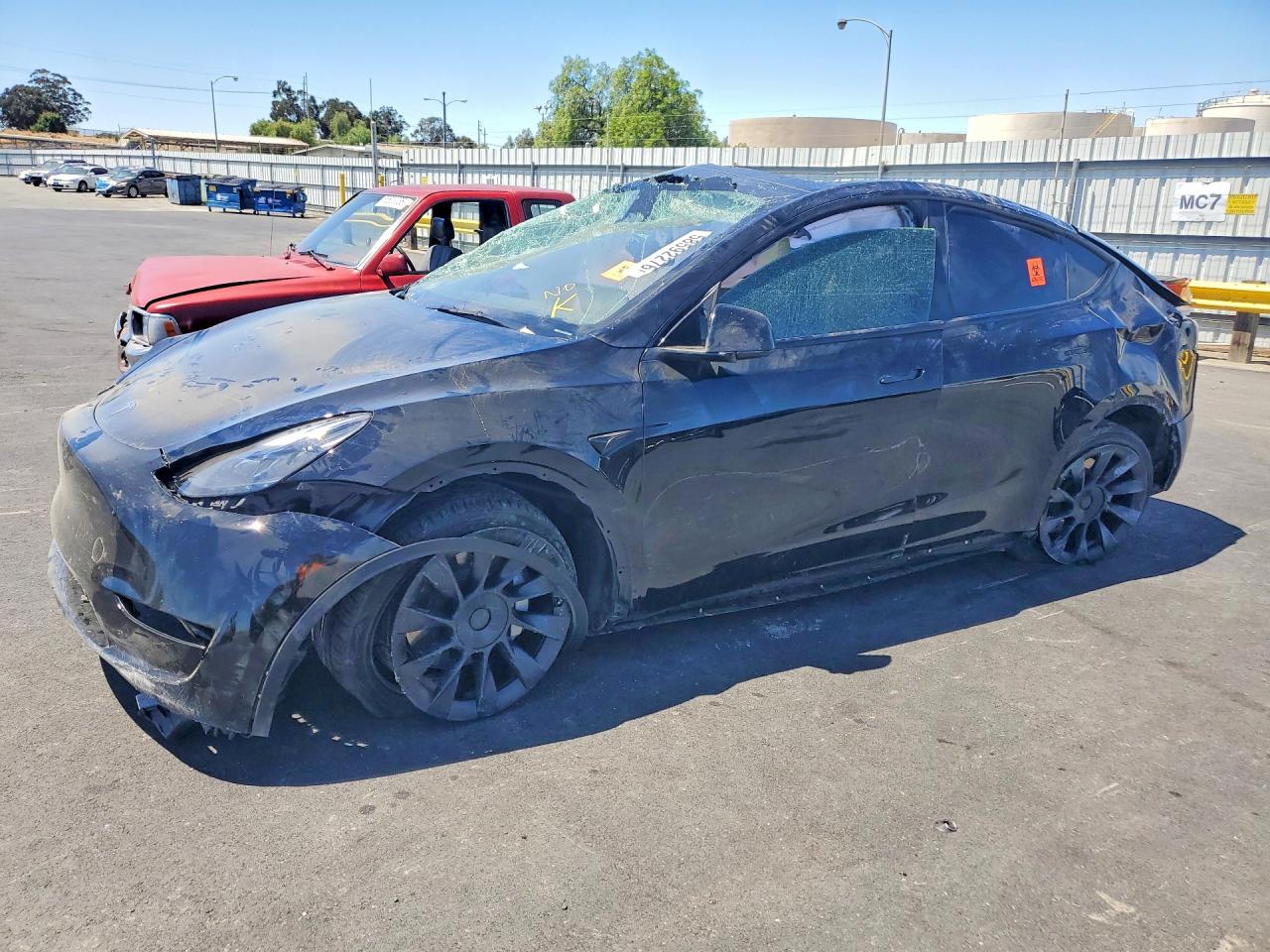 2024 TESLA MODEL Y