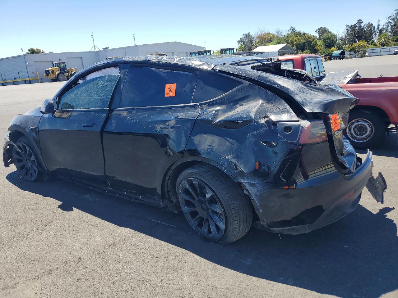 2024 TESLA MODEL Y — снимка 2