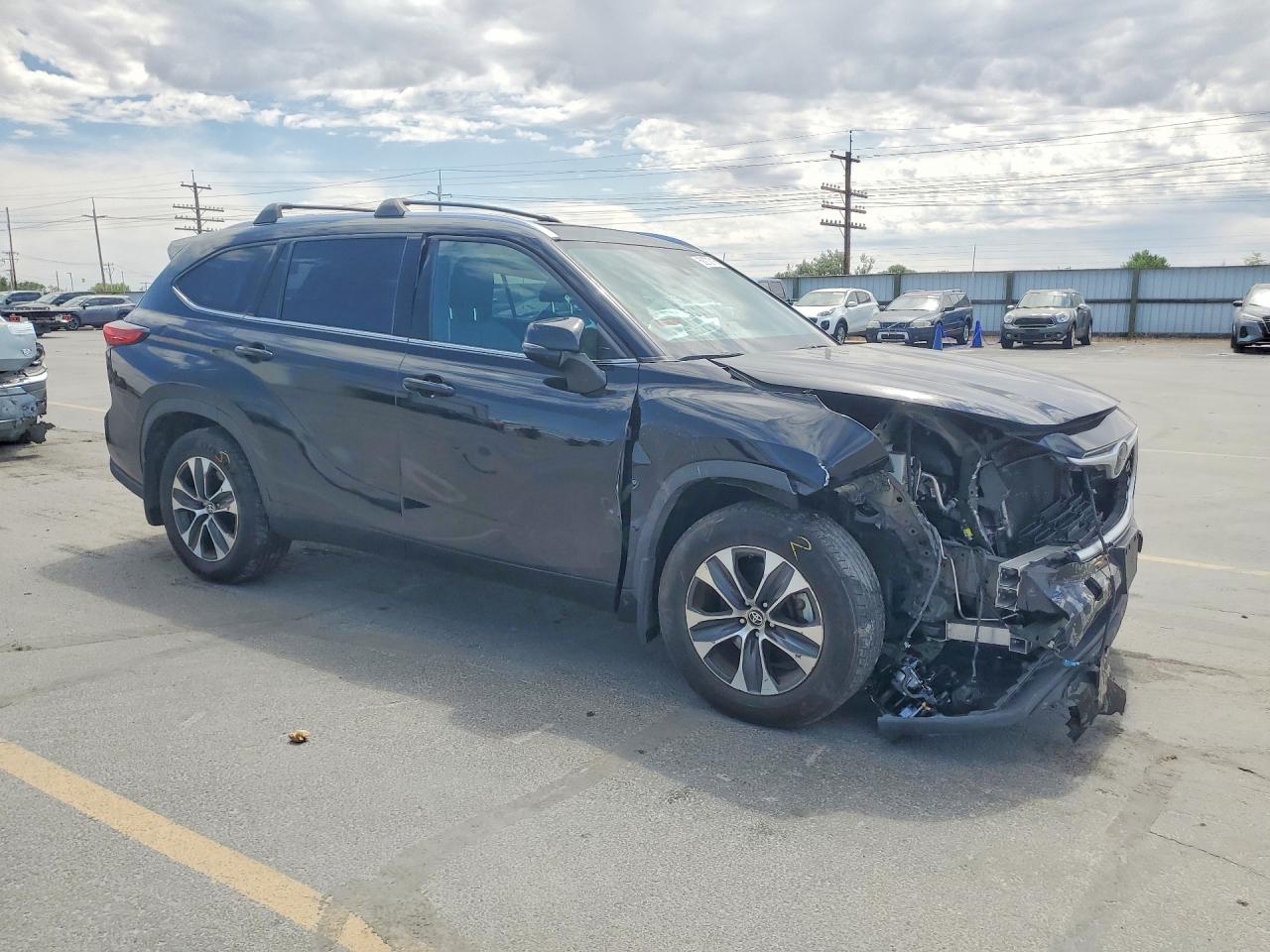 2021 TOYOTA HIGHLANDER XLE — снимка 4