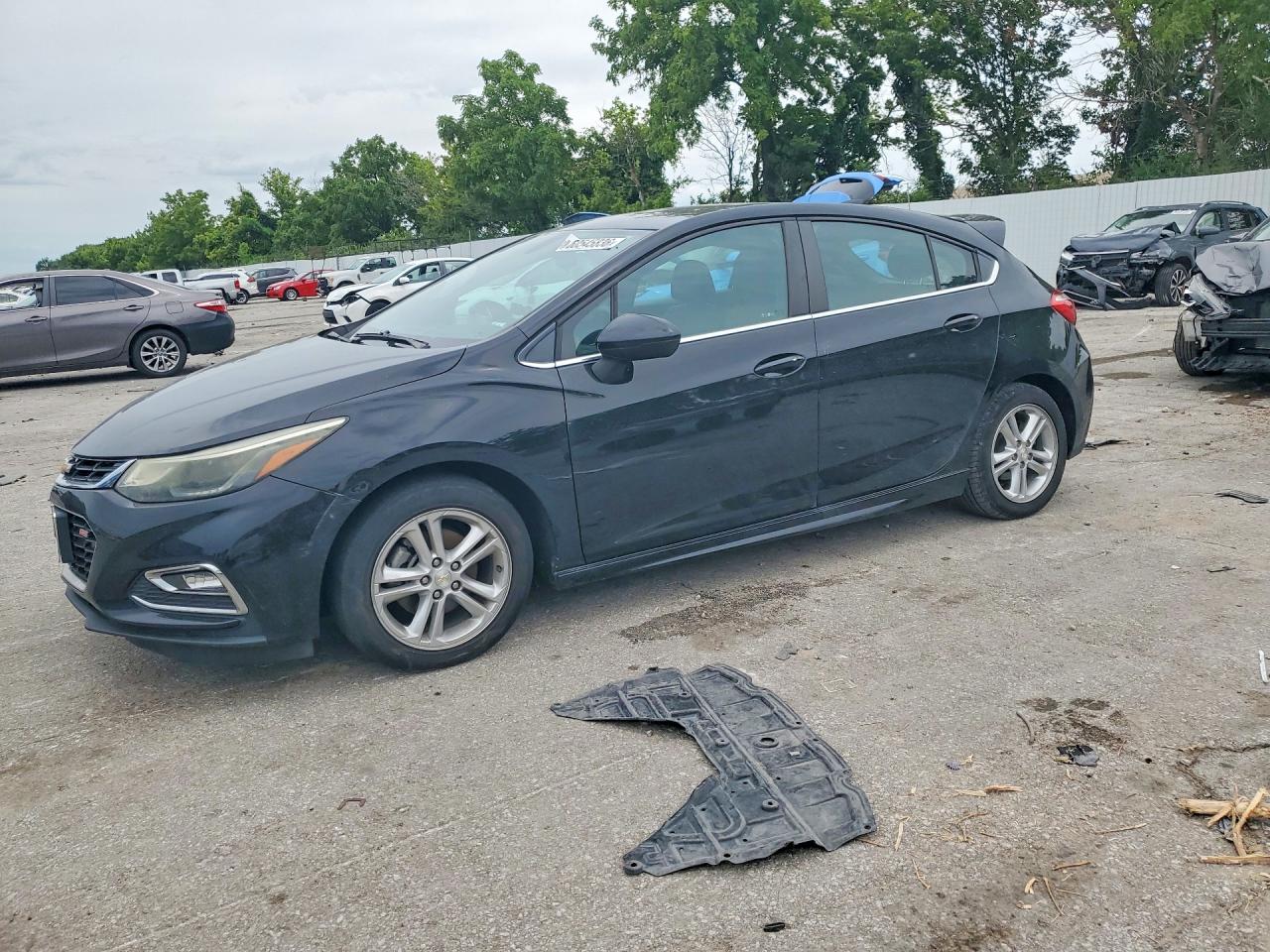 2017 CHEVROLET CRUZE LT