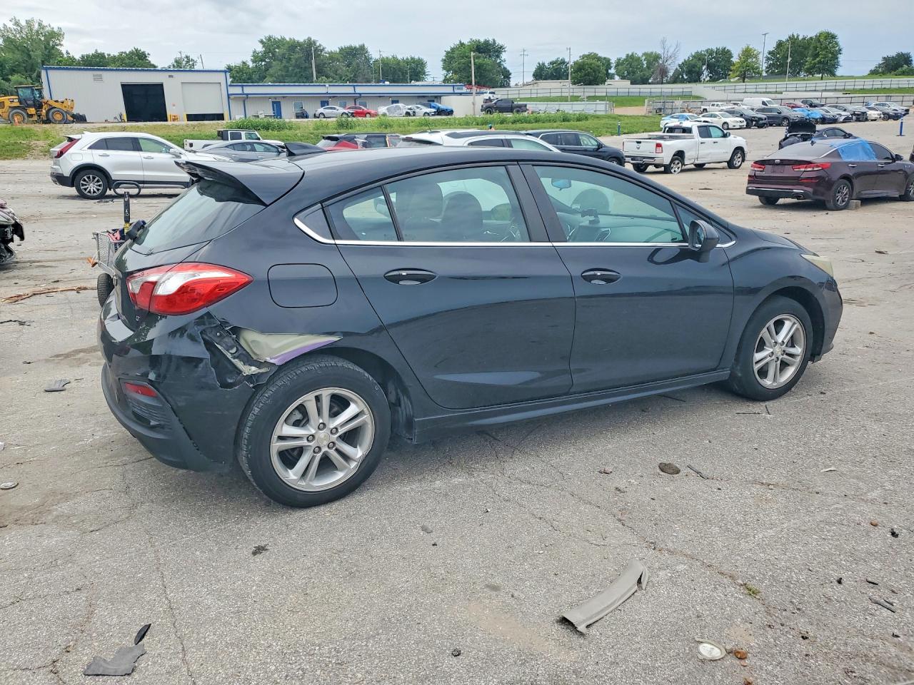 2017 CHEVROLET CRUZE LT — снимка 3