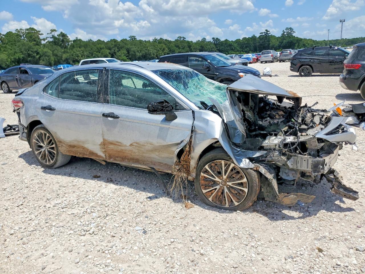 2019 TOYOTA CAMRY SE — снимка 4