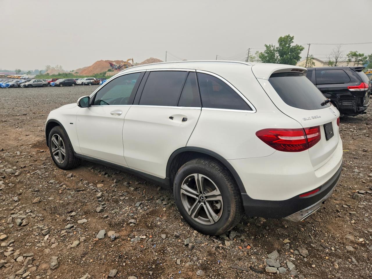 2019 MERCEDES-BENZ GLC 350E — снимка 2