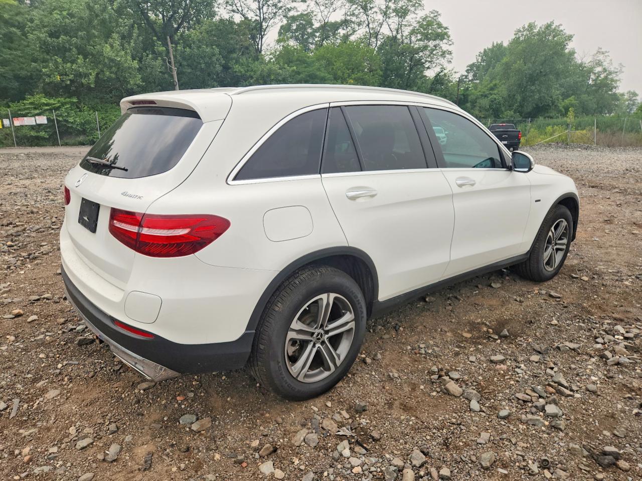 2019 MERCEDES-BENZ GLC 350E — снимка 3