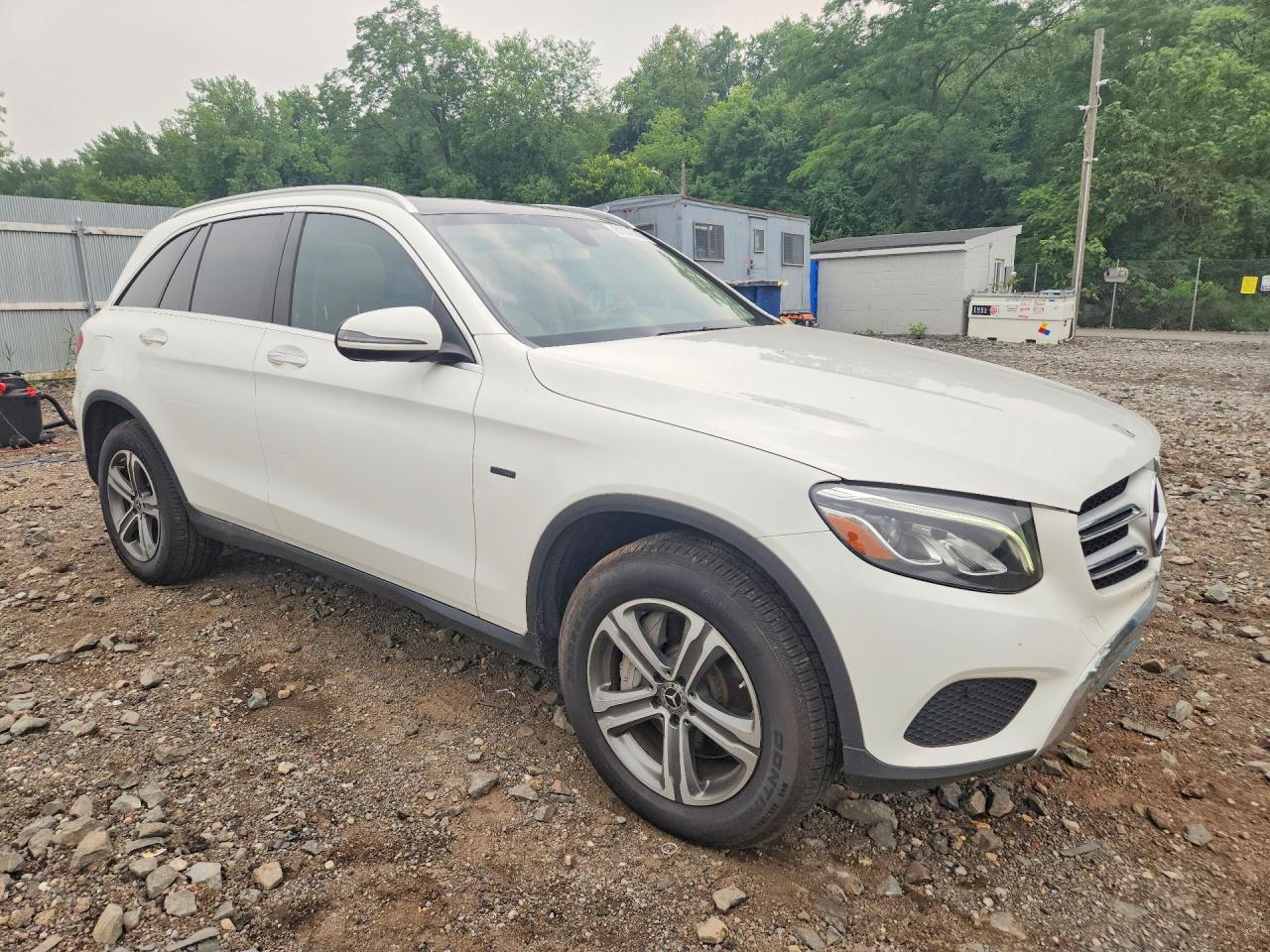 2019 MERCEDES-BENZ GLC 350E — снимка 4