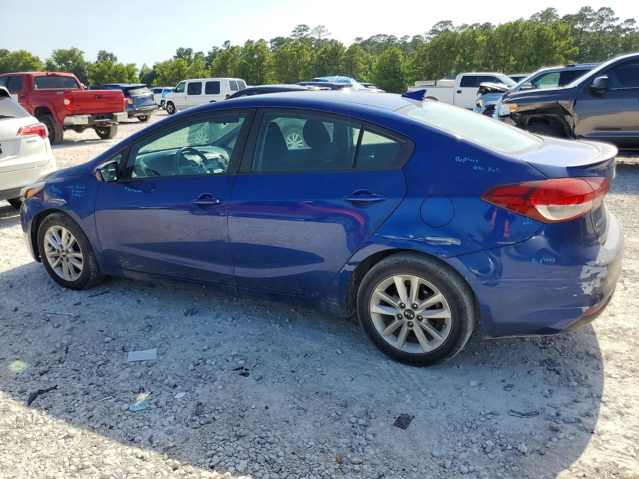 2017 KIA FORTE S — снимка 2