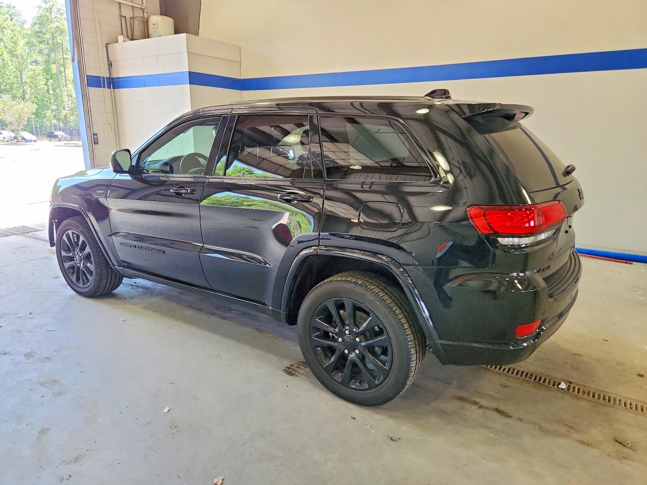 2018 JEEP GRAND CHEROKEE LAREDO — снимка 2