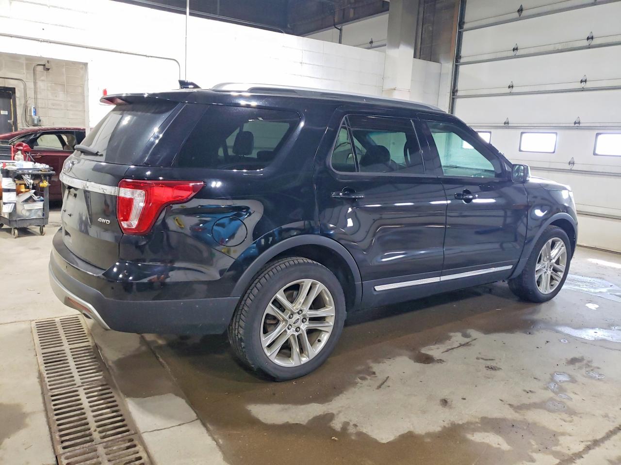 2017 FORD EXPLORER XLT — снимка 3
