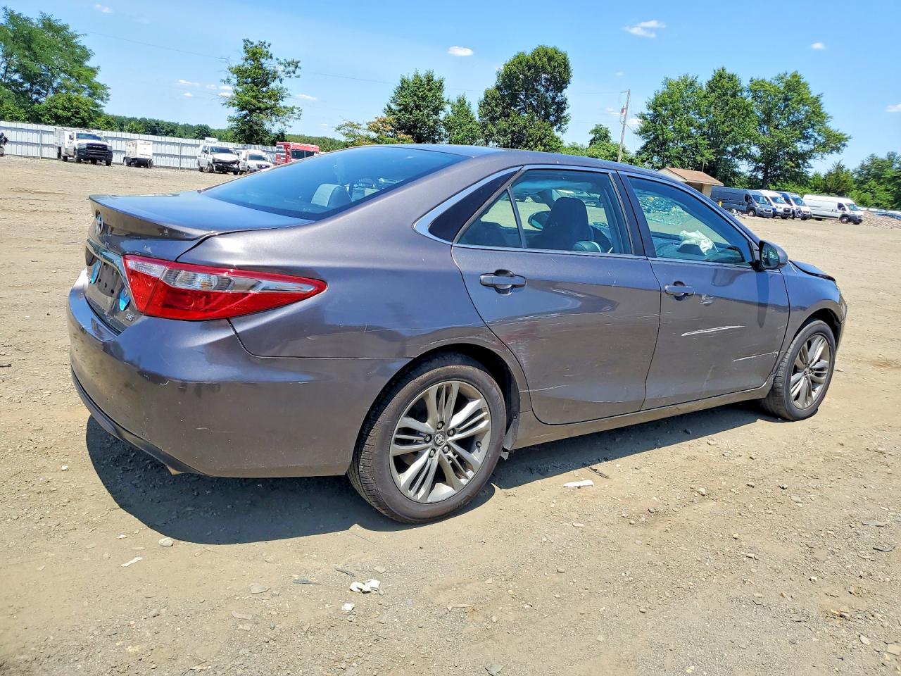 2016 TOYOTA CAMRY SE — снимка 3