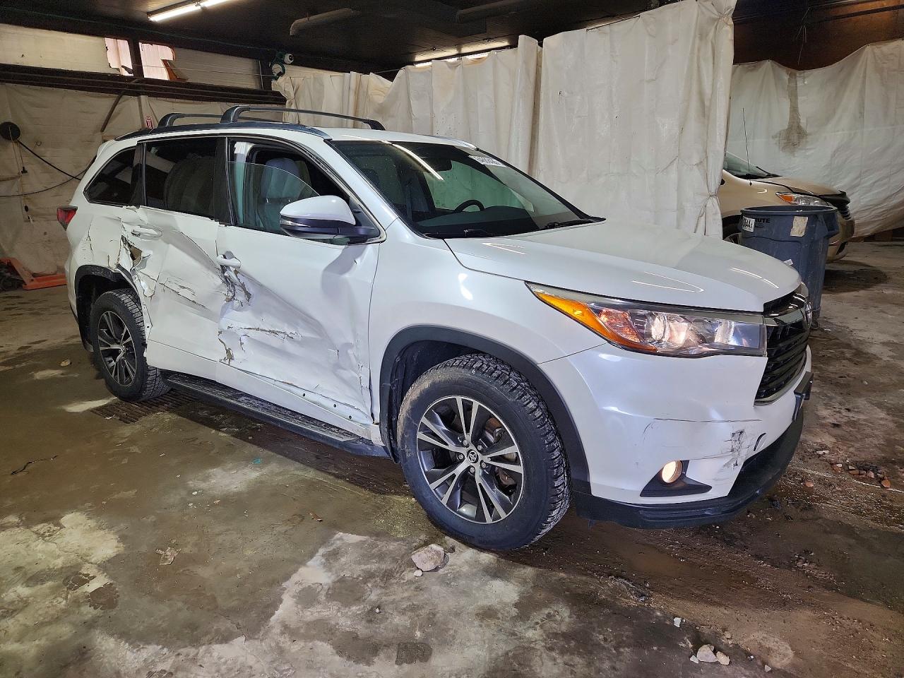 2016 TOYOTA HIGHLANDER XLE — снимка 4