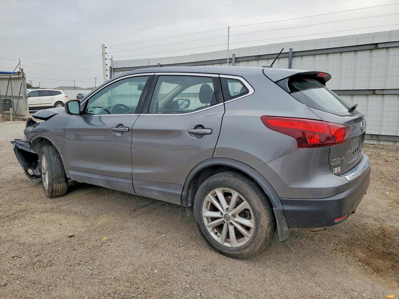 2019 NISSAN ROGUE SPORT S — снимка 2