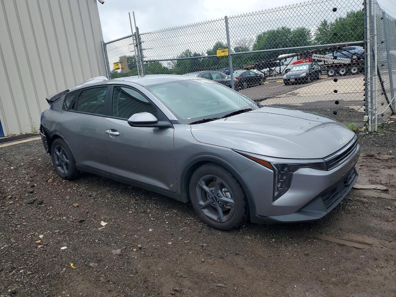 2026 KIA K4 LXS — снимка 4