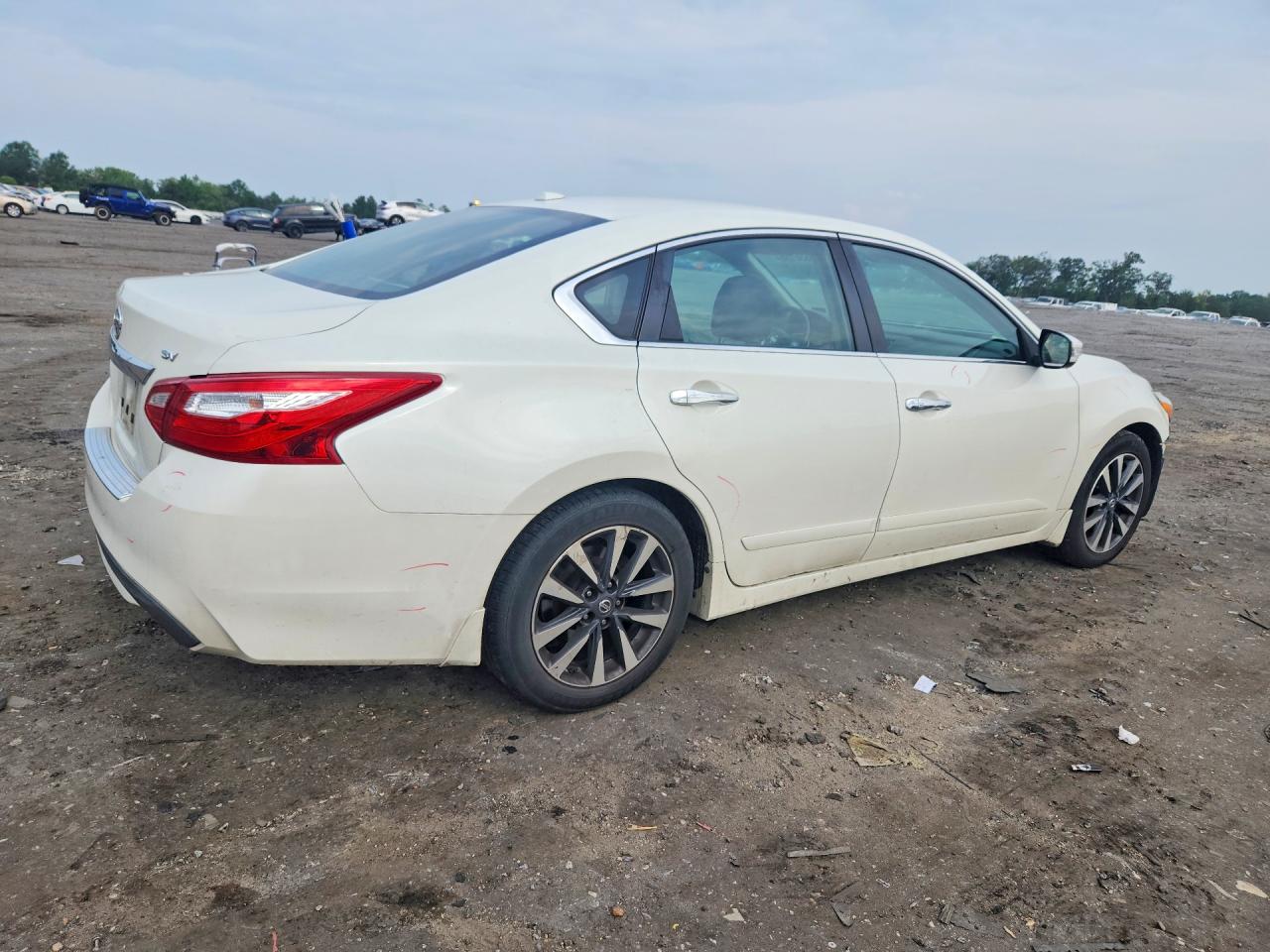 2017 NISSAN ALTIMA 2.5 SV — снимка 3