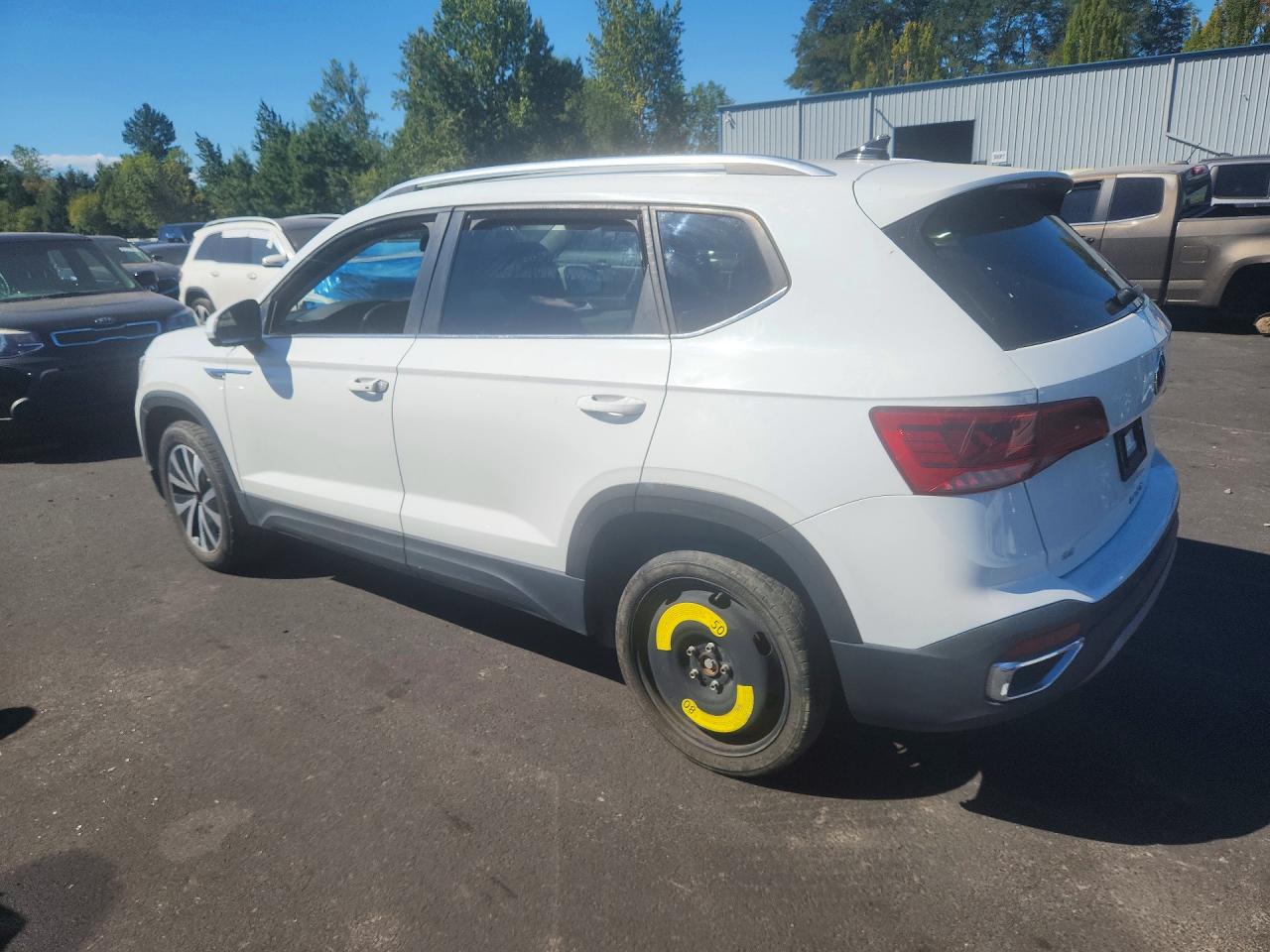 2022 VOLKSWAGEN TAOS SE — снимка 2