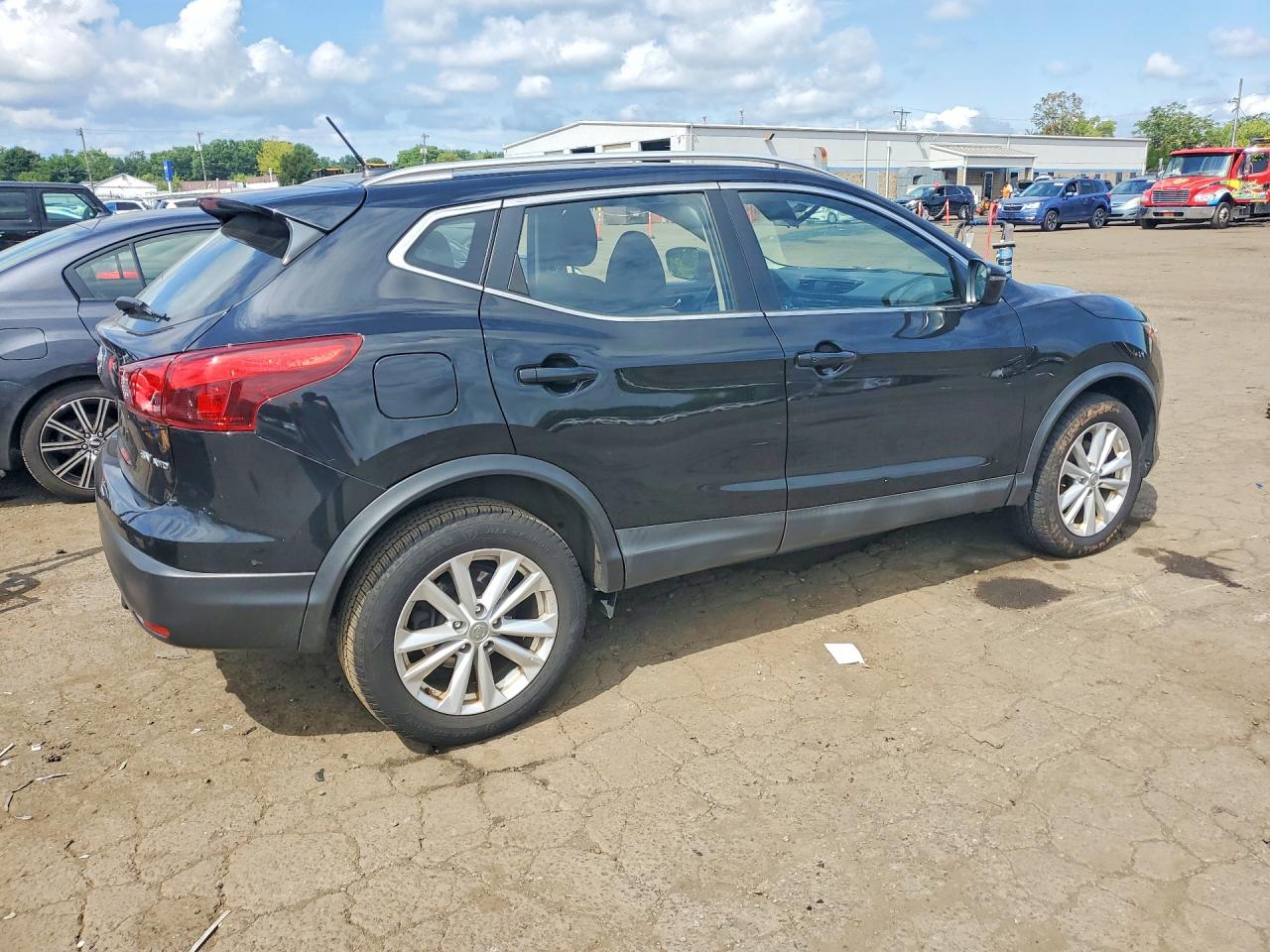 2017 NISSAN ROGUE SPORT SV — снимка 3