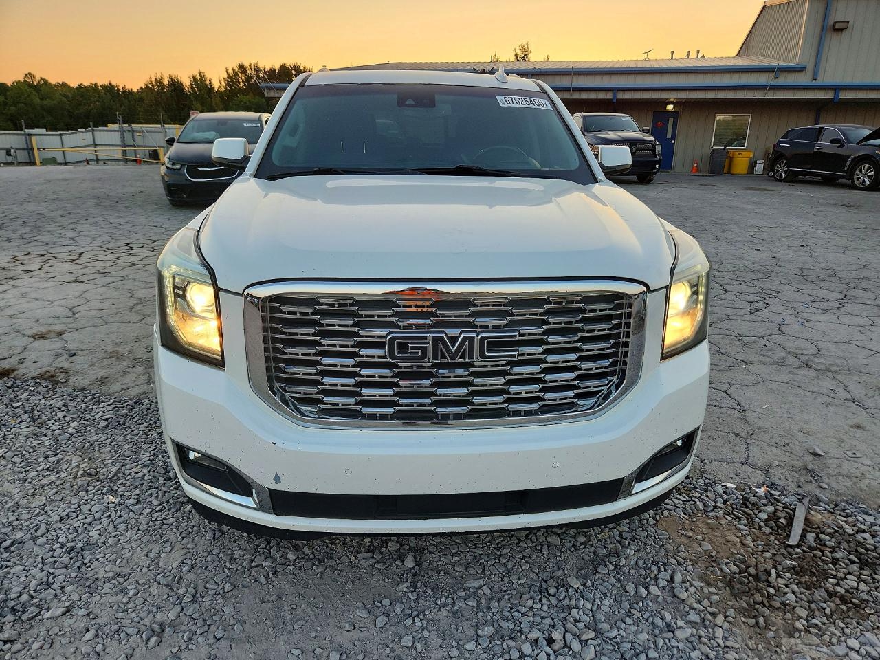 2018 GMC YUKON DENALI — снимка 5