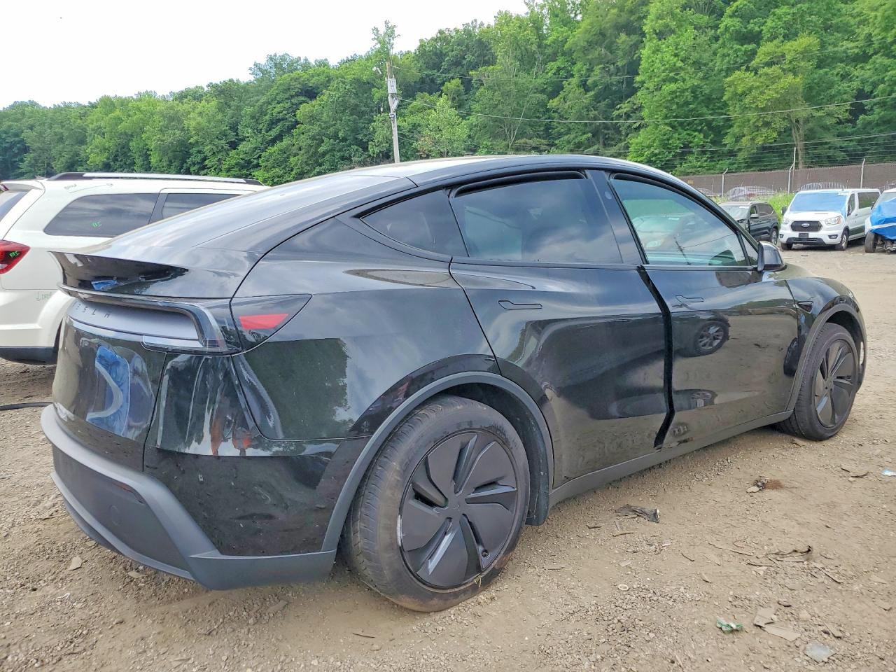 2026 TESLA MODEL Y — снимка 3