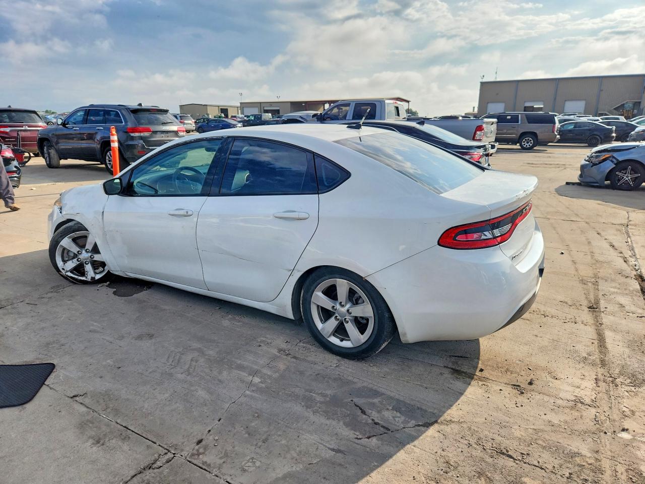 2016 DODGE DART SXT — снимка 2