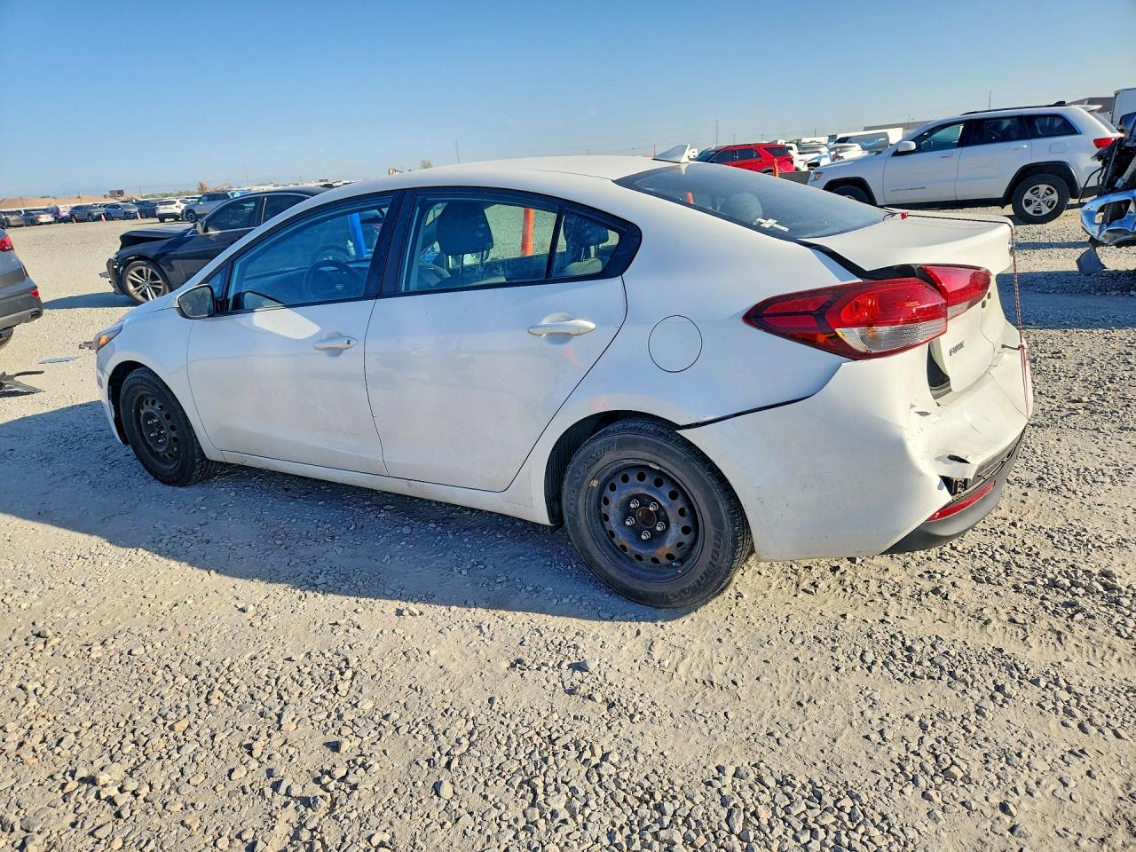 2017 KIA FORTE LX — снимка 2