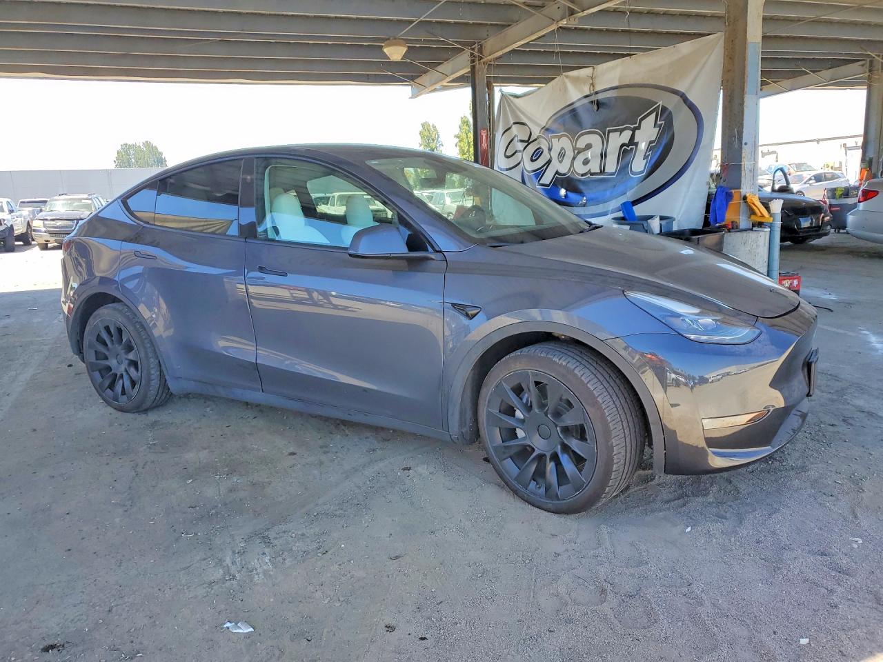 2023 TESLA MODEL Y — снимка 4