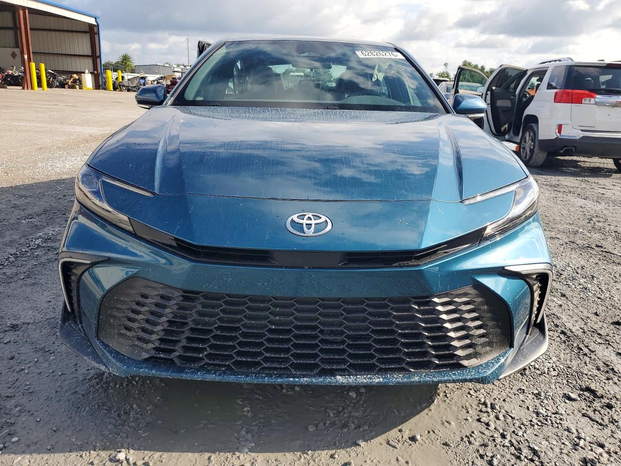 2026 TOYOTA CAMRY SE — снимка 5