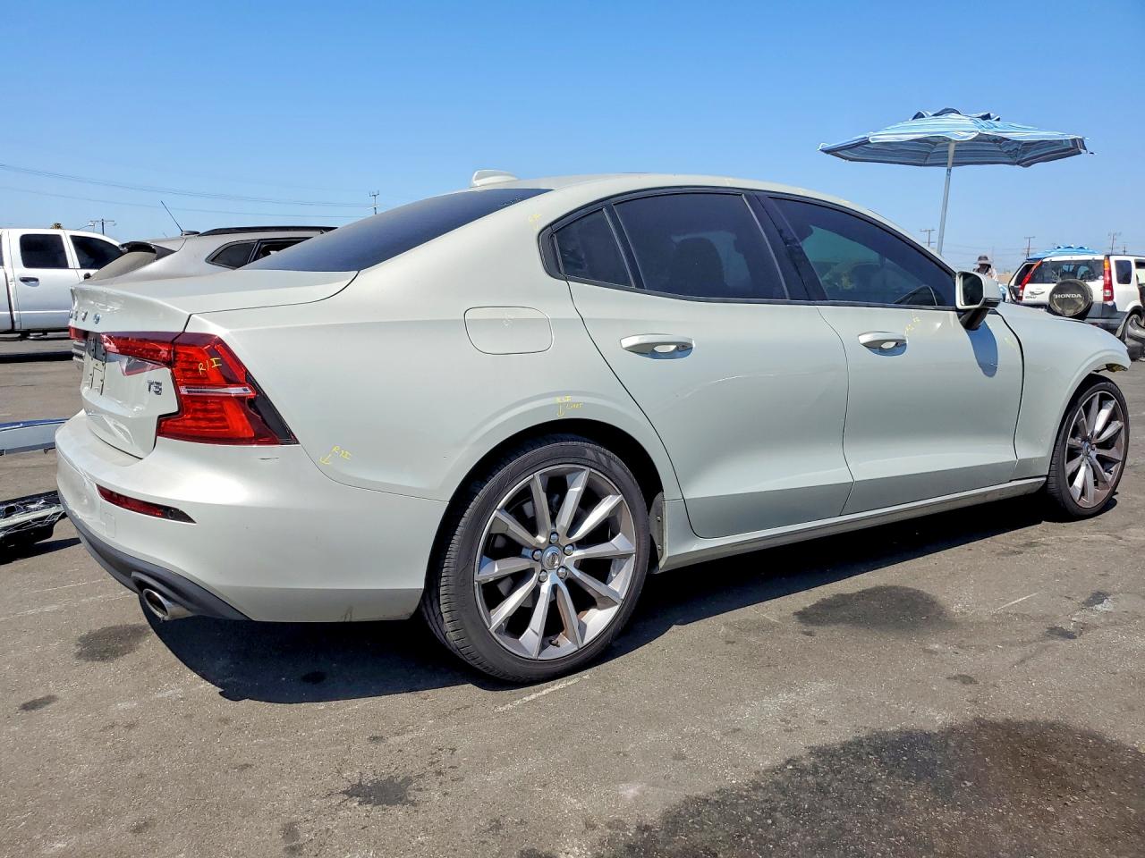2019 VOLVO S60 T5 MOMENTUM — снимка 3