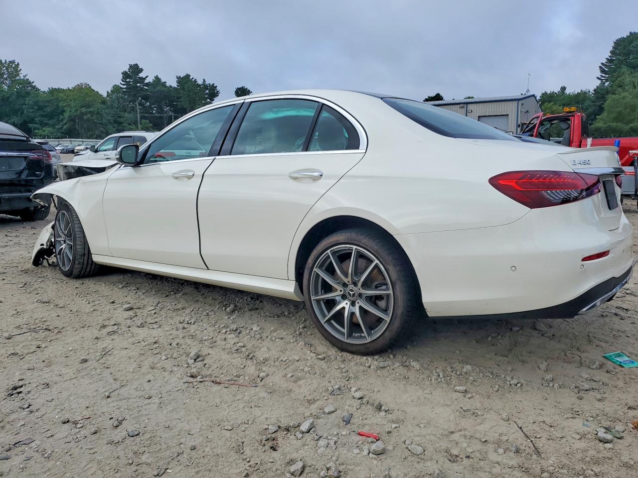 2022 MERCEDES-BENZ E 450 4MATIC — снимка 2