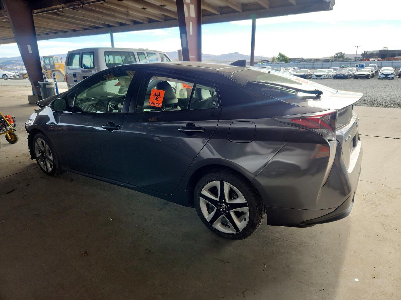 2016 TOYOTA PRIUS THREE TOURING — снимка 2