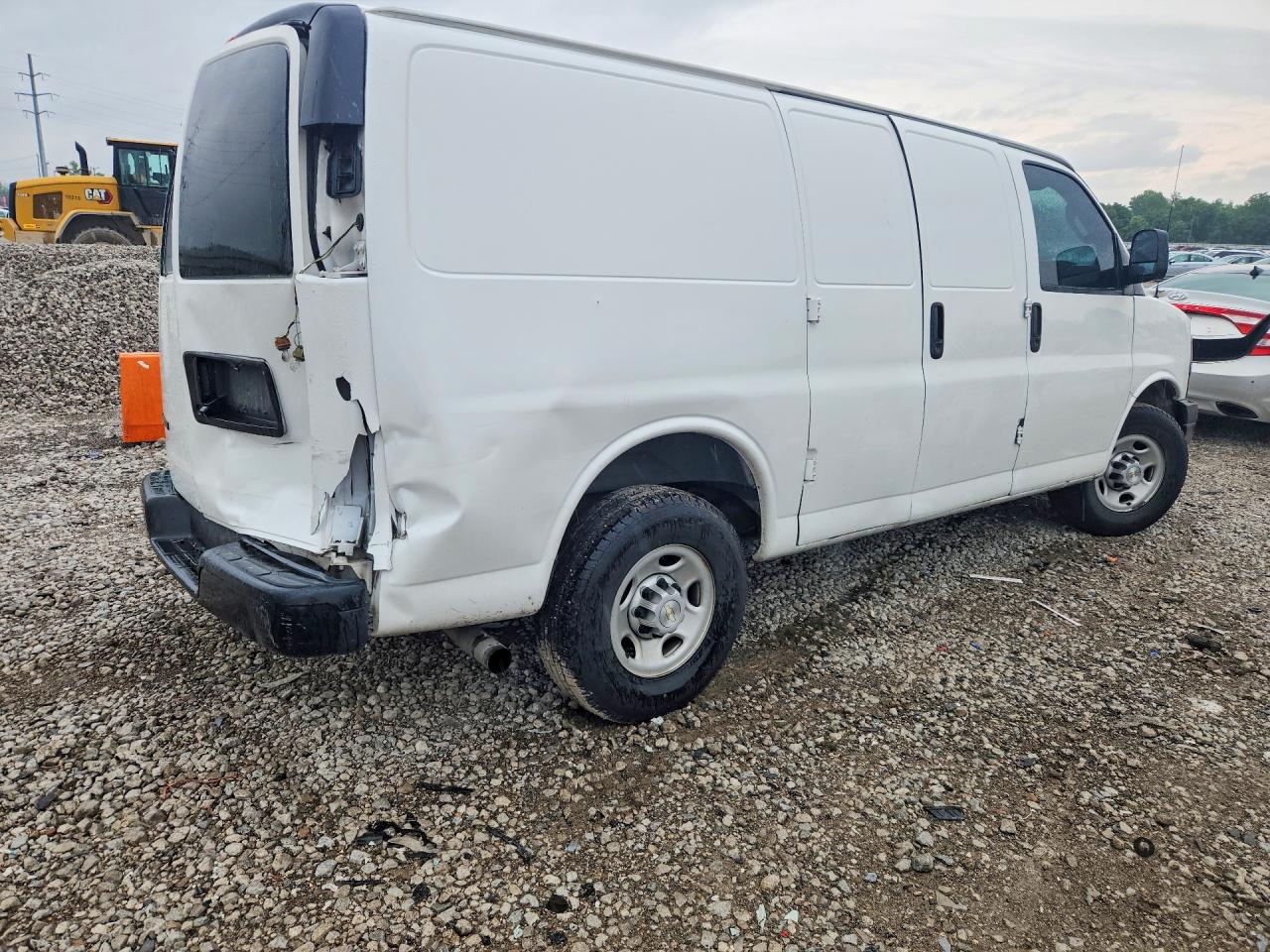 2020 CHEVROLET EXPRESS G2500 — снимка 3